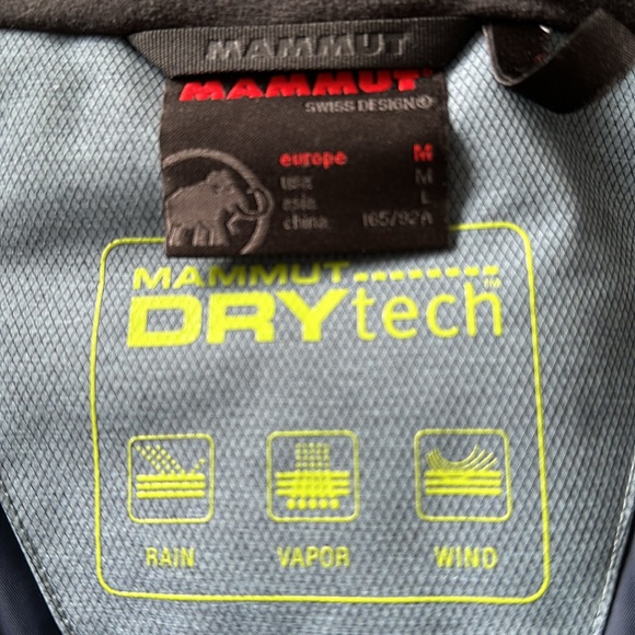 MAMMUT Drytech hooded jacket - Picture 10 of 12
